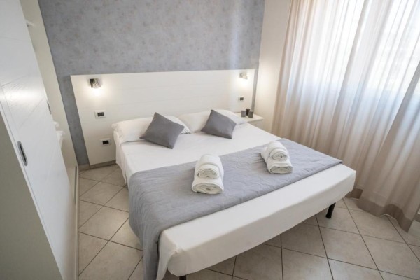 Rimini Bay Suites & Residence - Bilocale large con balcone (unico livello)
